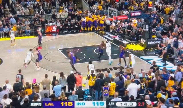 1743043908443003248.gif 2.gif