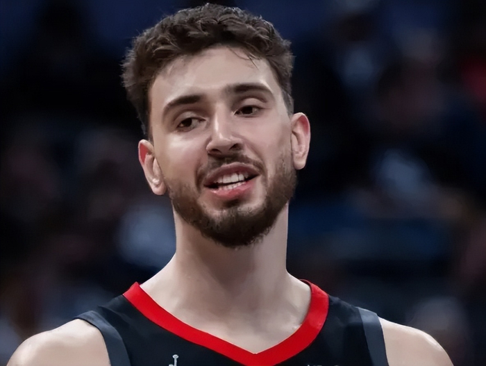 开云APP-火箭3小将让人绝望！申京谢泼德狂铁还防不住，阿门莽夫无脑冲！|阿尔佩伦-申京|休斯敦火箭队|NBA常规赛|夏洛特黄蜂队|nba_新浪体育_新浪新闻